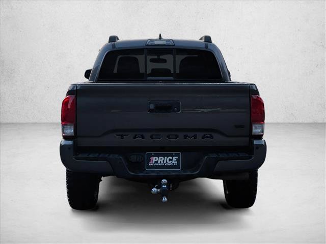 Used 2016 Toyota Tacoma TRD Off-Road w/ Premium & Technology Package AWD/4WD image 6