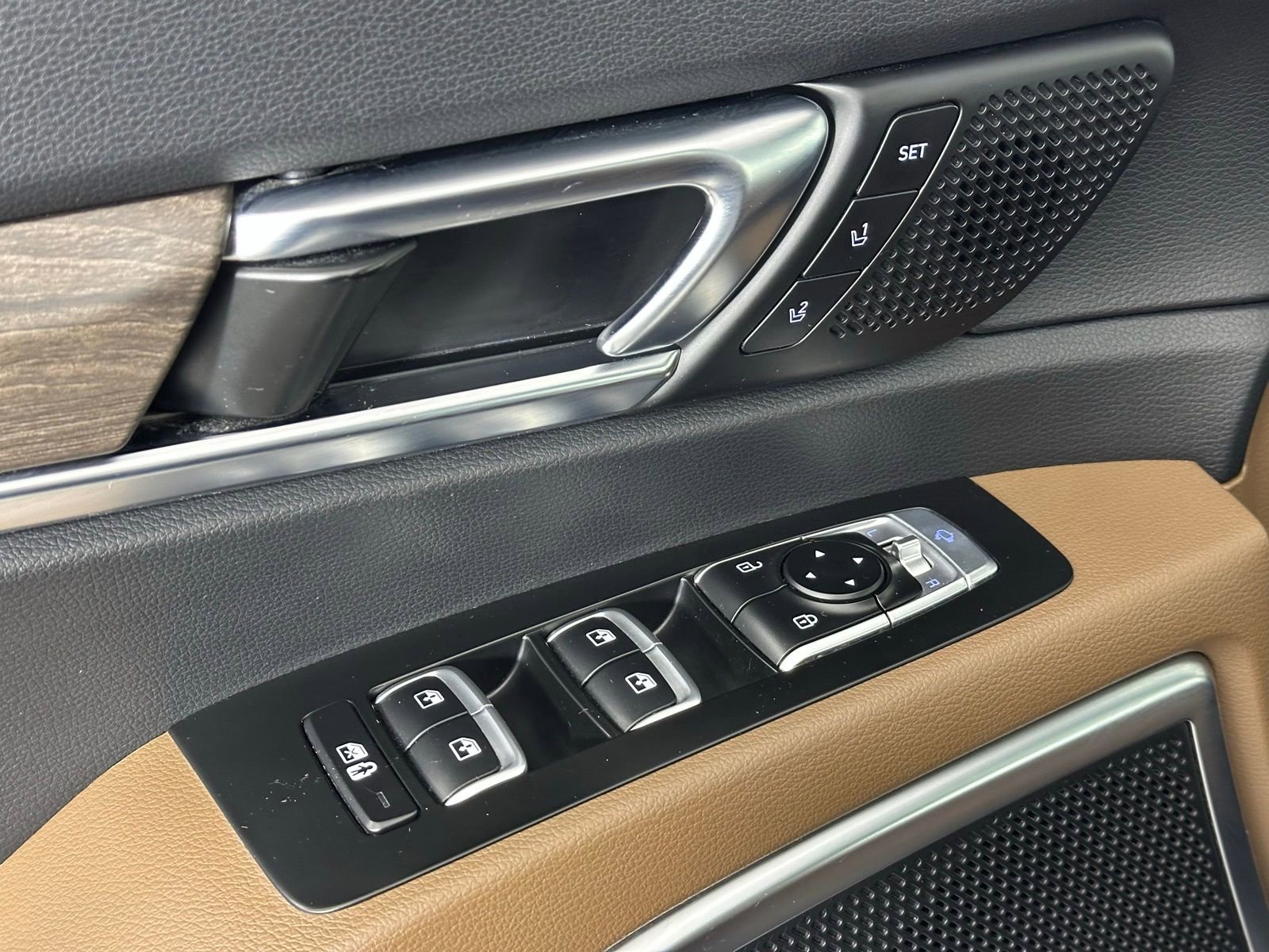 Used 2020 Kia Telluride SX w/ SX Prestige Package image 42