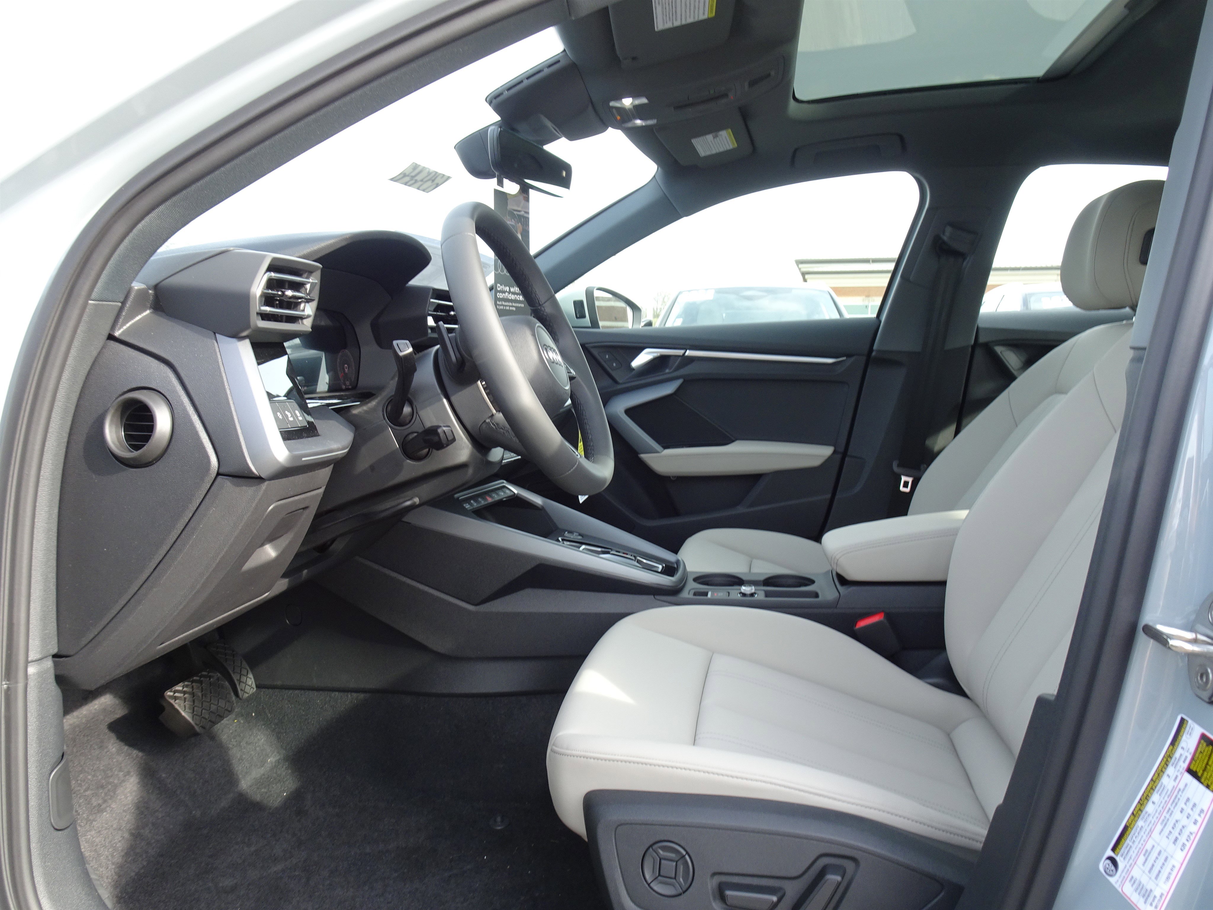 New 2026 Audi A3 2.0T Premium image 4