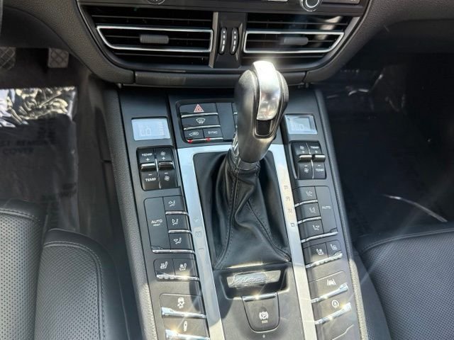 Used 2020 Porsche Macan S AWD/4WD image 17