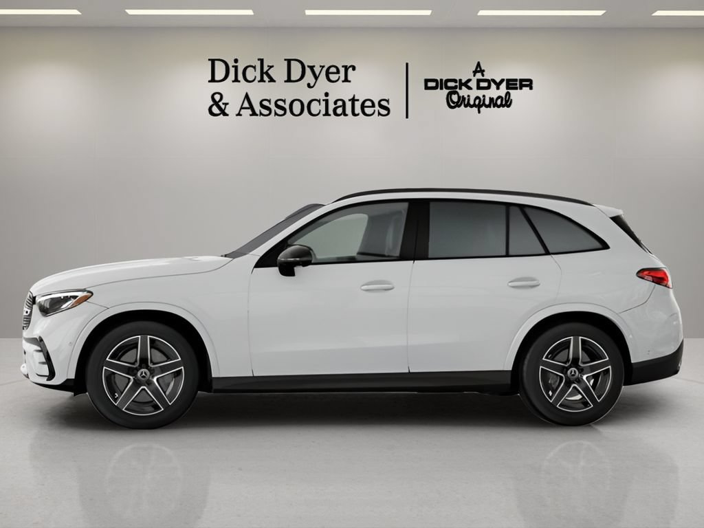 Used 2026 Mercedes-Benz GLC 300 image 31