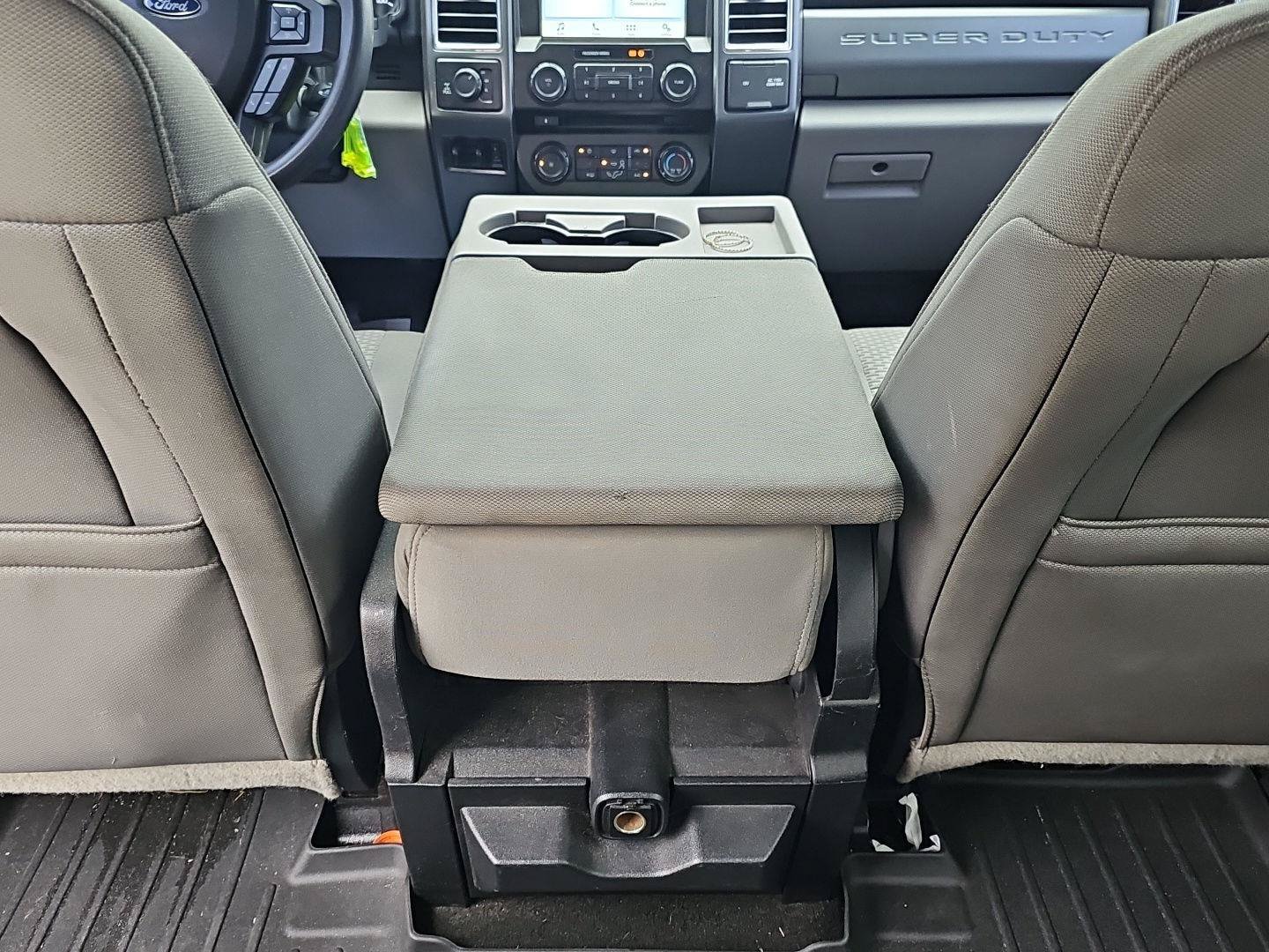Used 2017 Ford F250 XLT w/ XLT Premium Package AWD/4WD image 20