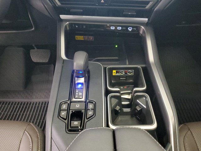 Used 2026 Lexus TX 350 AWD w/ Technology Package image 21