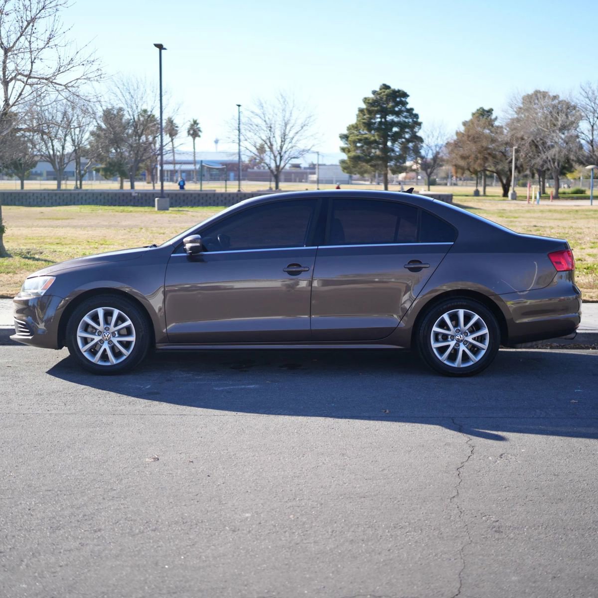 Used 2014 Volkswagen Jetta SE image 2