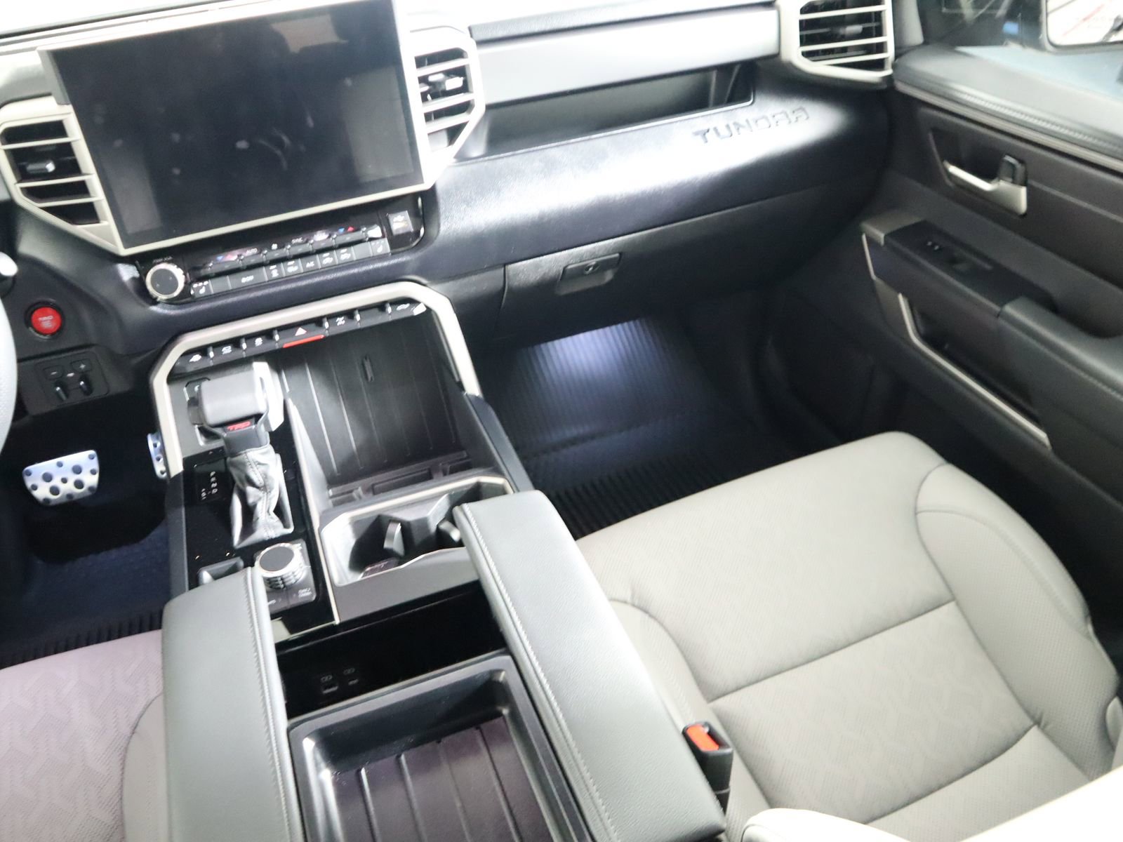 Used 2025 Toyota Tundra SR5 image 27