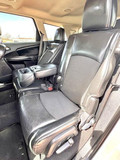 Used 2020 Dodge Journey Crossroad w/ Popular Equipment Group image 9