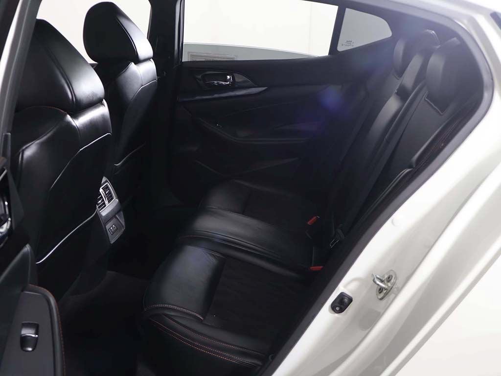 Used 2023 Nissan Maxima SR w/ Sport Mat Group FWD image 33
