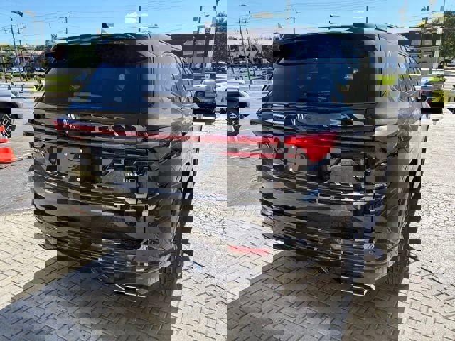 New 2026 Buick Enclave Sport Touring image 9