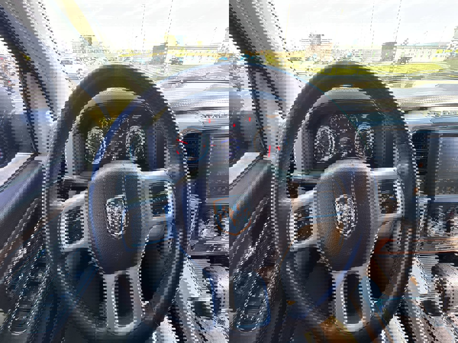 Used 2013 RAM 1500 Laramie w/ Convenience Group image 14