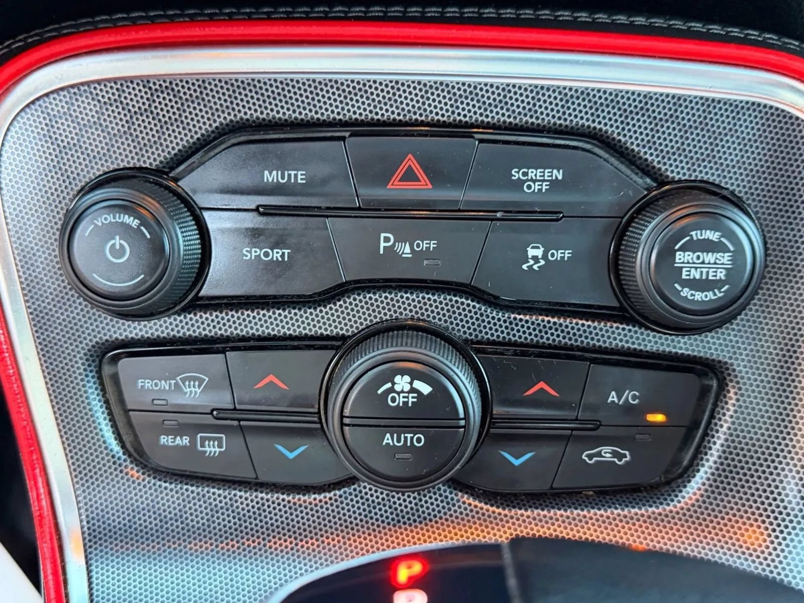 Used 2018 Dodge Challenger R/T Plus RWD image 36