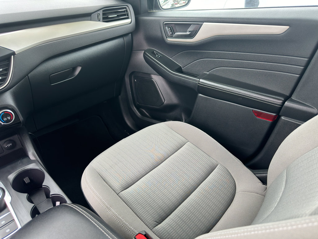 Used 2022 Ford Escape S image 12