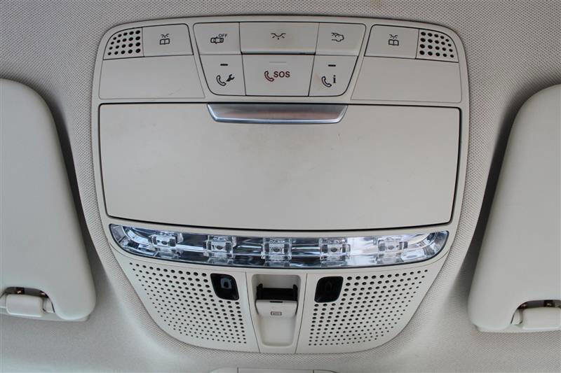 Used 2017 Mercedes-Benz C 300 Sedan w/ Premium 1 Package image 23