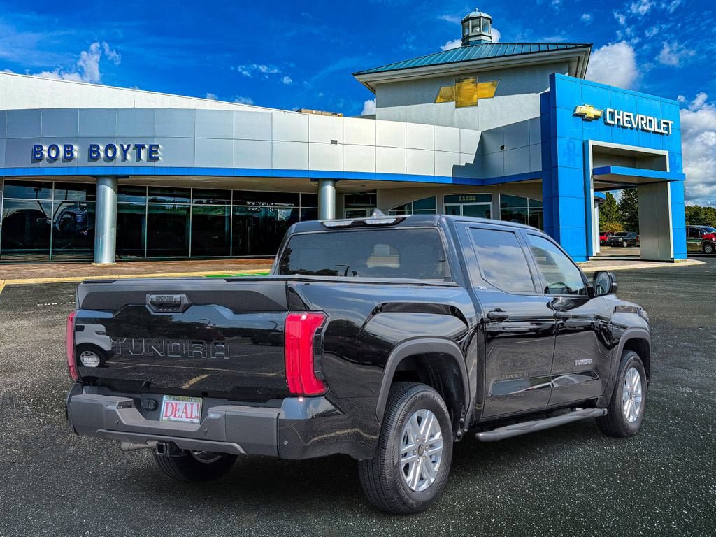 Used 2025 Toyota Tundra SR5 w/ SR5 Convenience Package RWD image 3