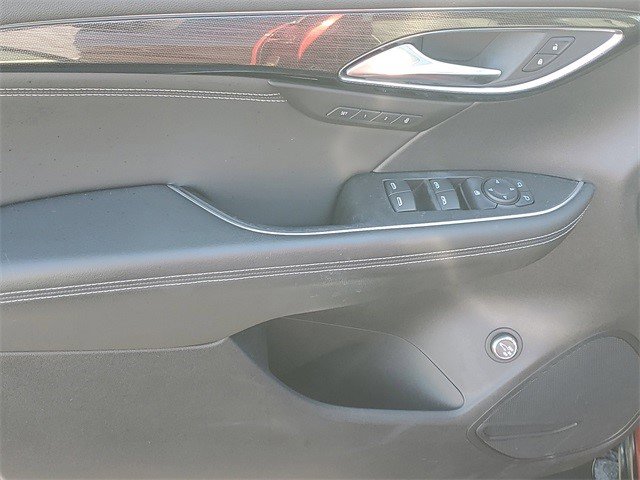 Certified 2021 Buick Envision Essence w/ Sport Touring Package image 15