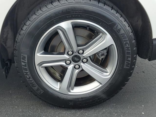 Certified 2024 Ford Edge SEL w/ Convenience Package AWD/4WD image 9