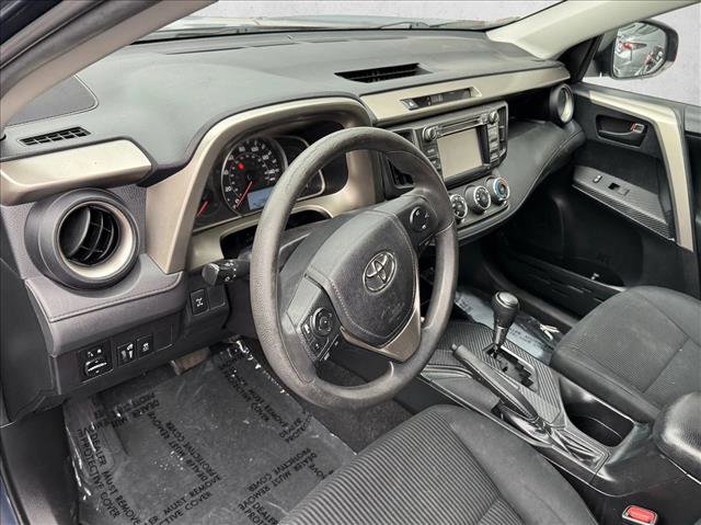 Used 2015 Toyota RAV4 LE AWD/4WD image 11