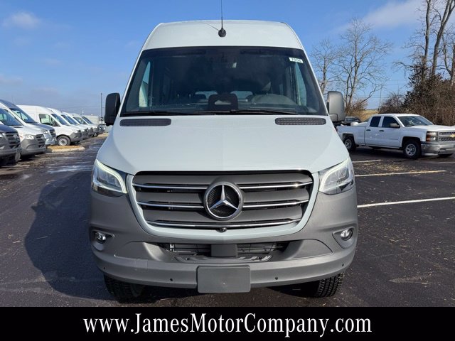 Used 2026 Mercedes-Benz Sprinter 2500 image 3