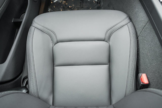 New 2027 Volvo XC60 B5 Plus AWD/4WD image 25