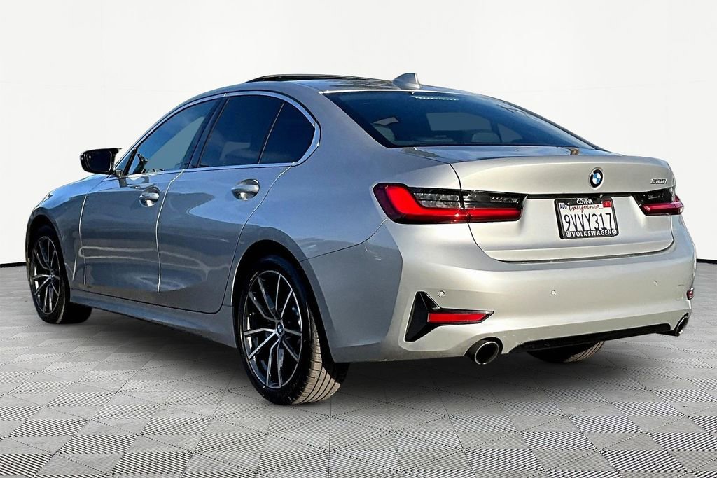 Used 2019 BMW 330i Sedan w/ Convenience Package image 4