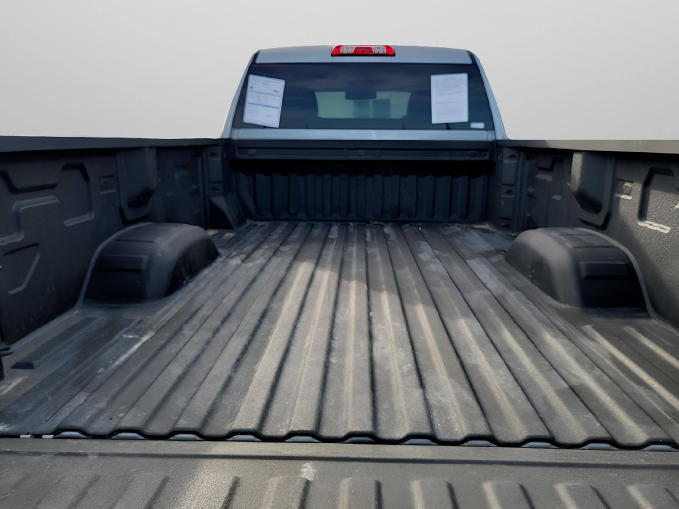 Used 2025 GMC Sierra 3500 Pro w/ 1SA Pro Safety Plus Package AWD/4WD image 7