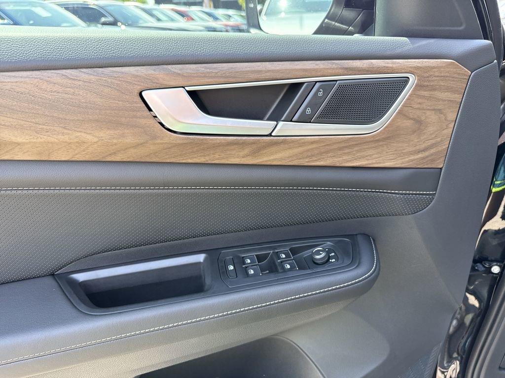 New 2026 Volkswagen Atlas SE image 23