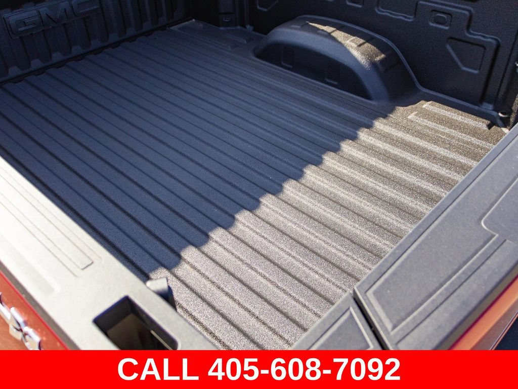 Used 2025 GMC Sierra 2500 SLT w/ SLT Premium Package AWD/4WD image 10