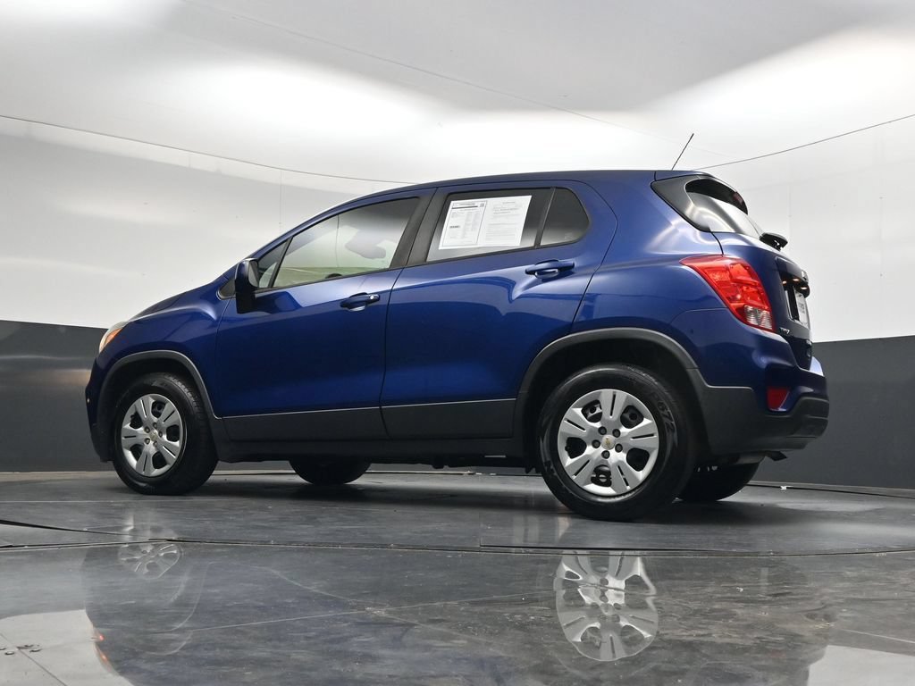 Used 2017 Chevrolet Trax LS FWD image 44