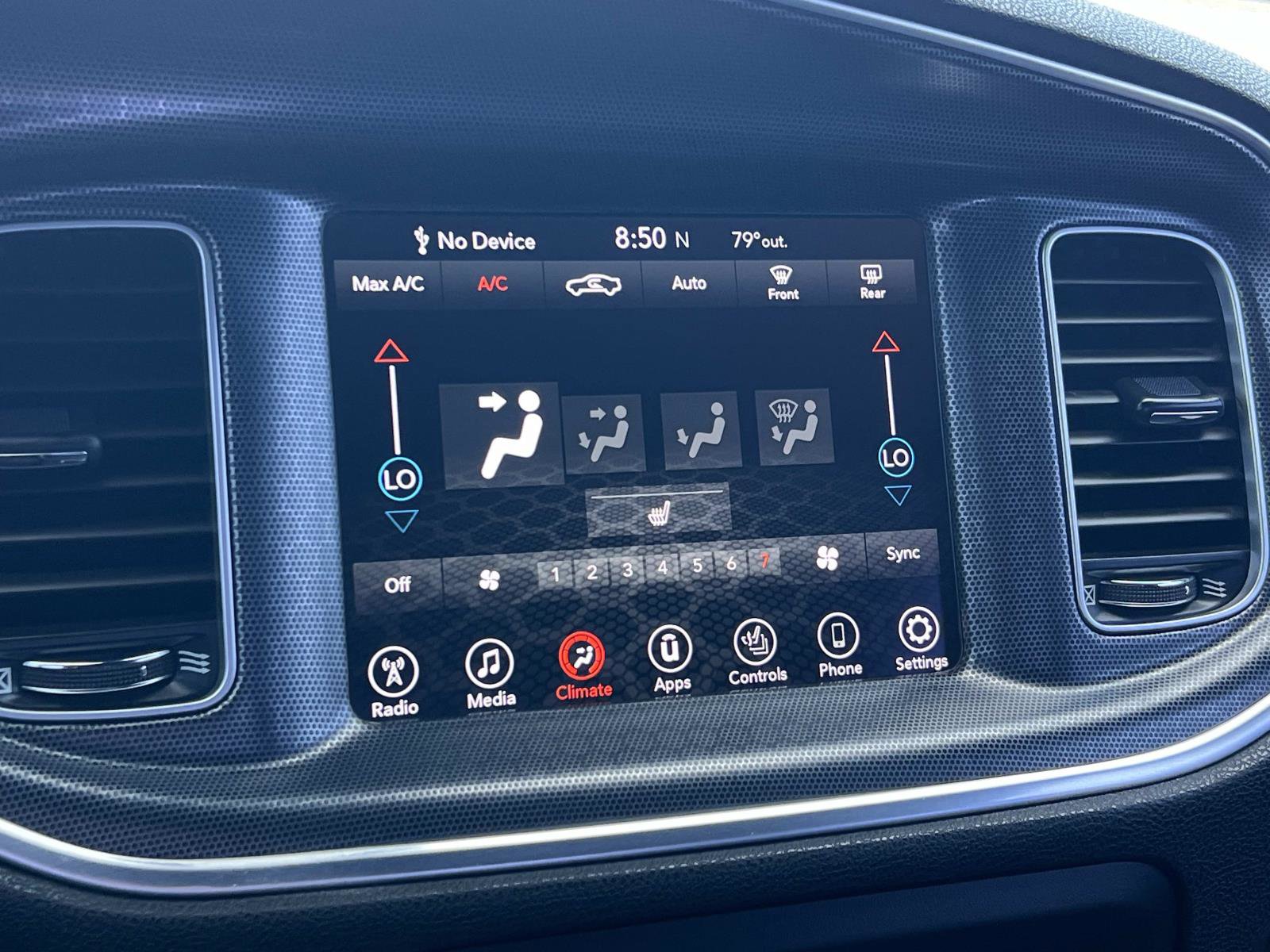 Used 2017 Dodge Charger R/T image 12