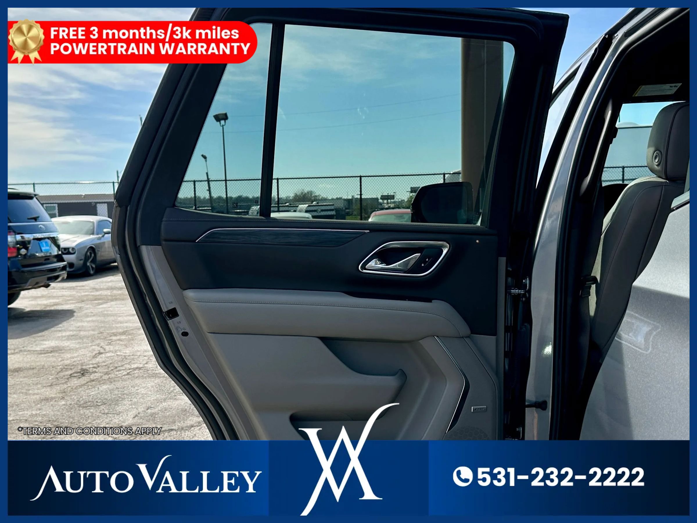 Used 2021 GMC Yukon SLT w/ SLT Luxury Package image 22