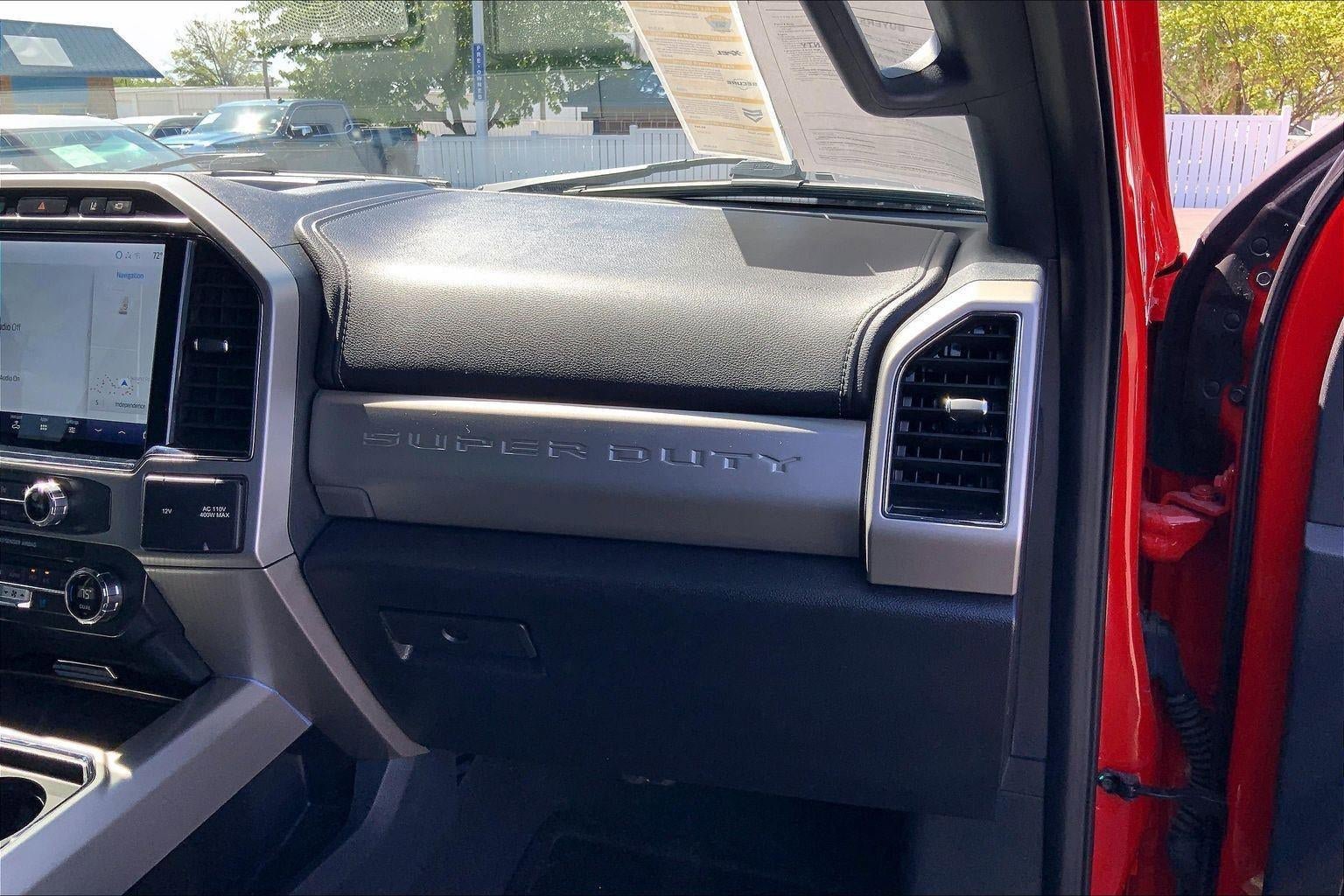 Used 2022 Ford F250 Lariat w/ Lariat Ultimate Package AWD/4WD image 16