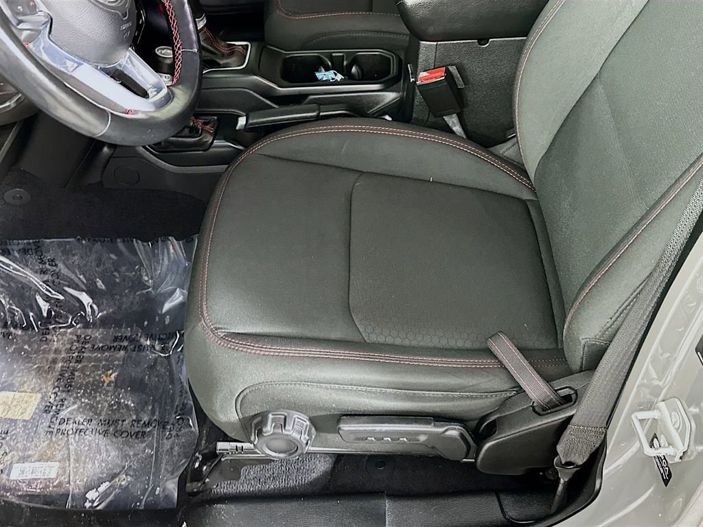 Certified 2021 Jeep Gladiator Rubicon w/ Cold Weather Group image 30