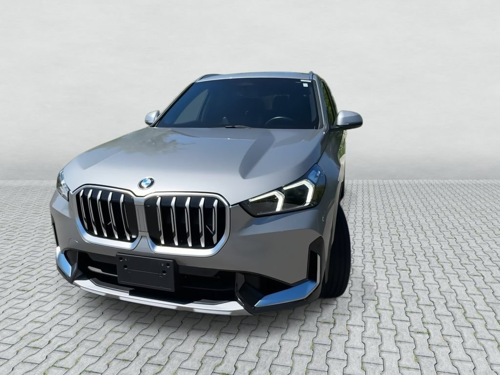Used 2023 BMW X1 xDrive28i w/ Convenience Package AWD/4WD video 3