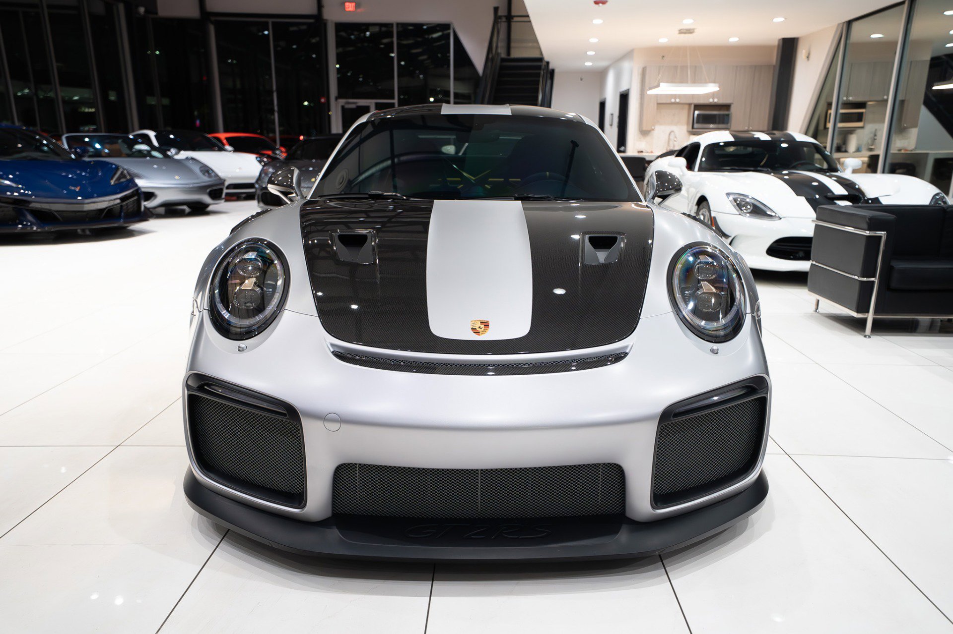 Used 2018 Porsche 911 GT2 RS image 38