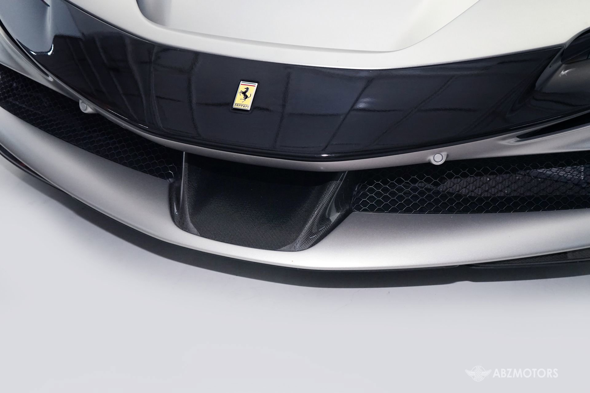 Used 2021 Ferrari SF90 Stradale AWD/4WD image 9