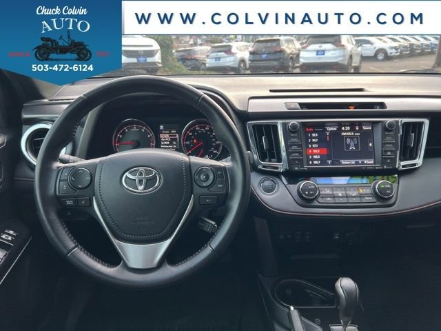 Used 2016 Toyota RAV4 SE image 16