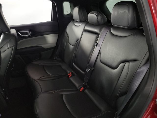 Used 2025 Jeep Compass Limited AWD/4WD image 16