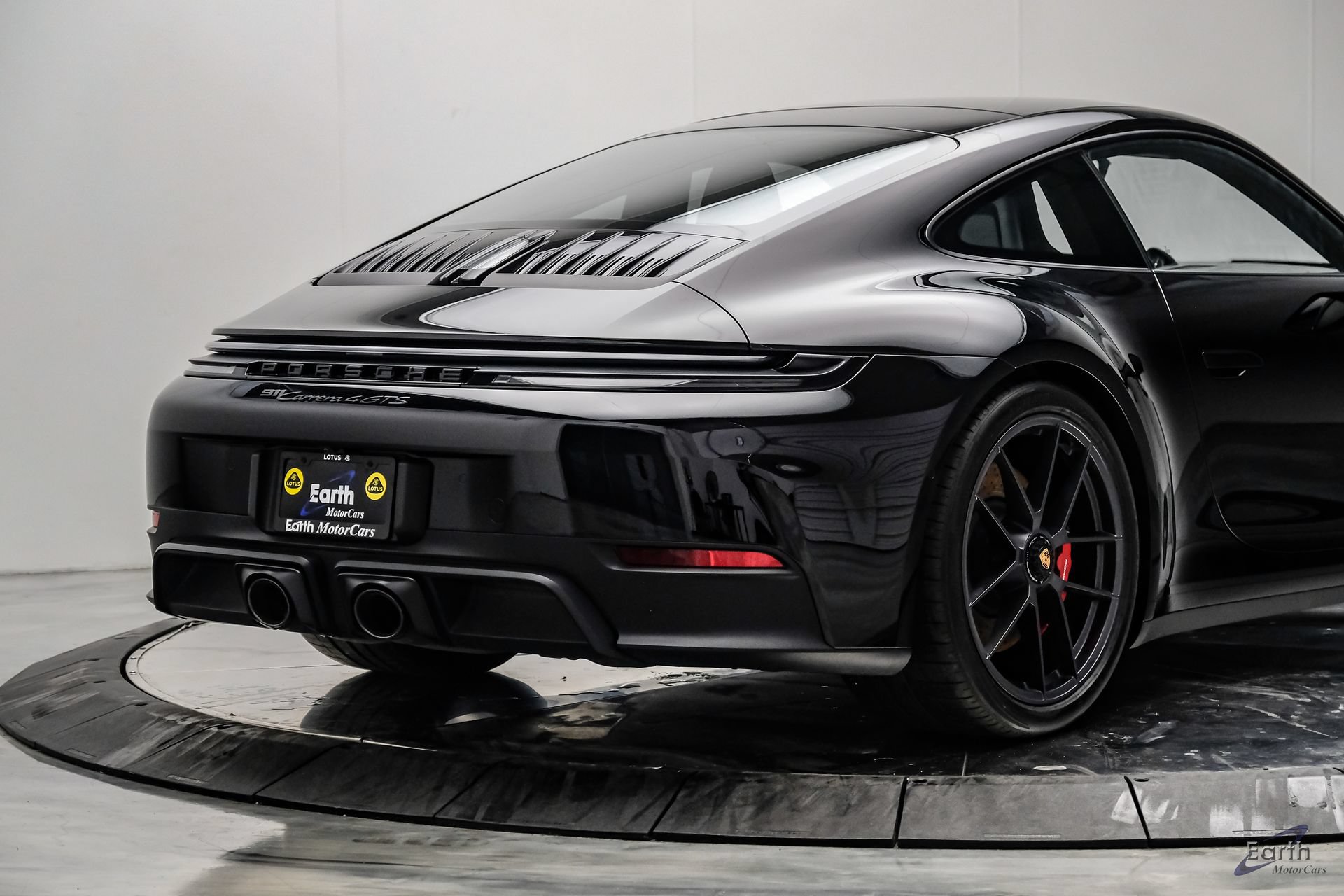 Used 2026 Porsche 911 Carrera 4 GTS AWD/4WD image 17