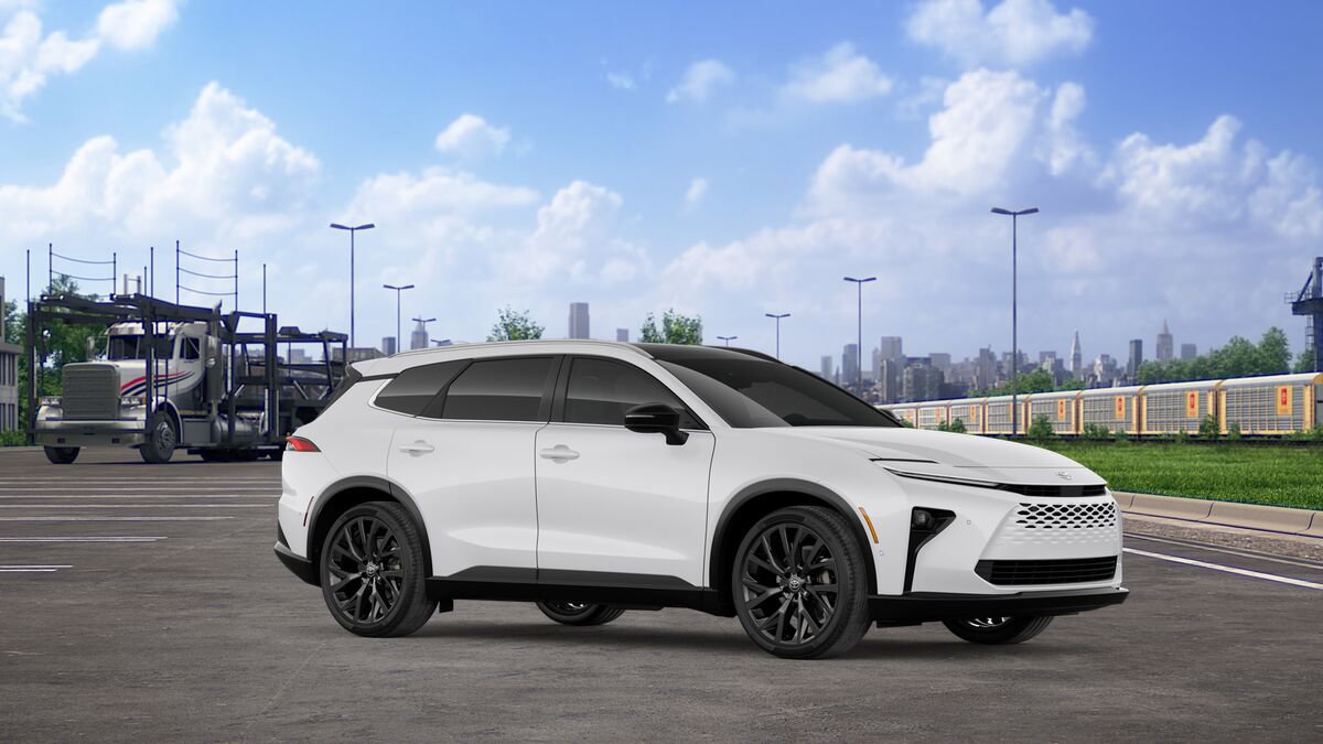 New 2026 Toyota Crown Signia AWD/4WD image 14