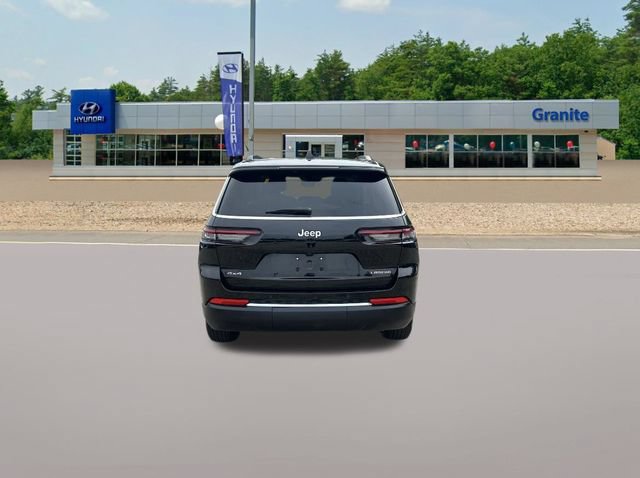 Used 2024 Jeep Grand Cherokee L Laredo AWD/4WD image 8