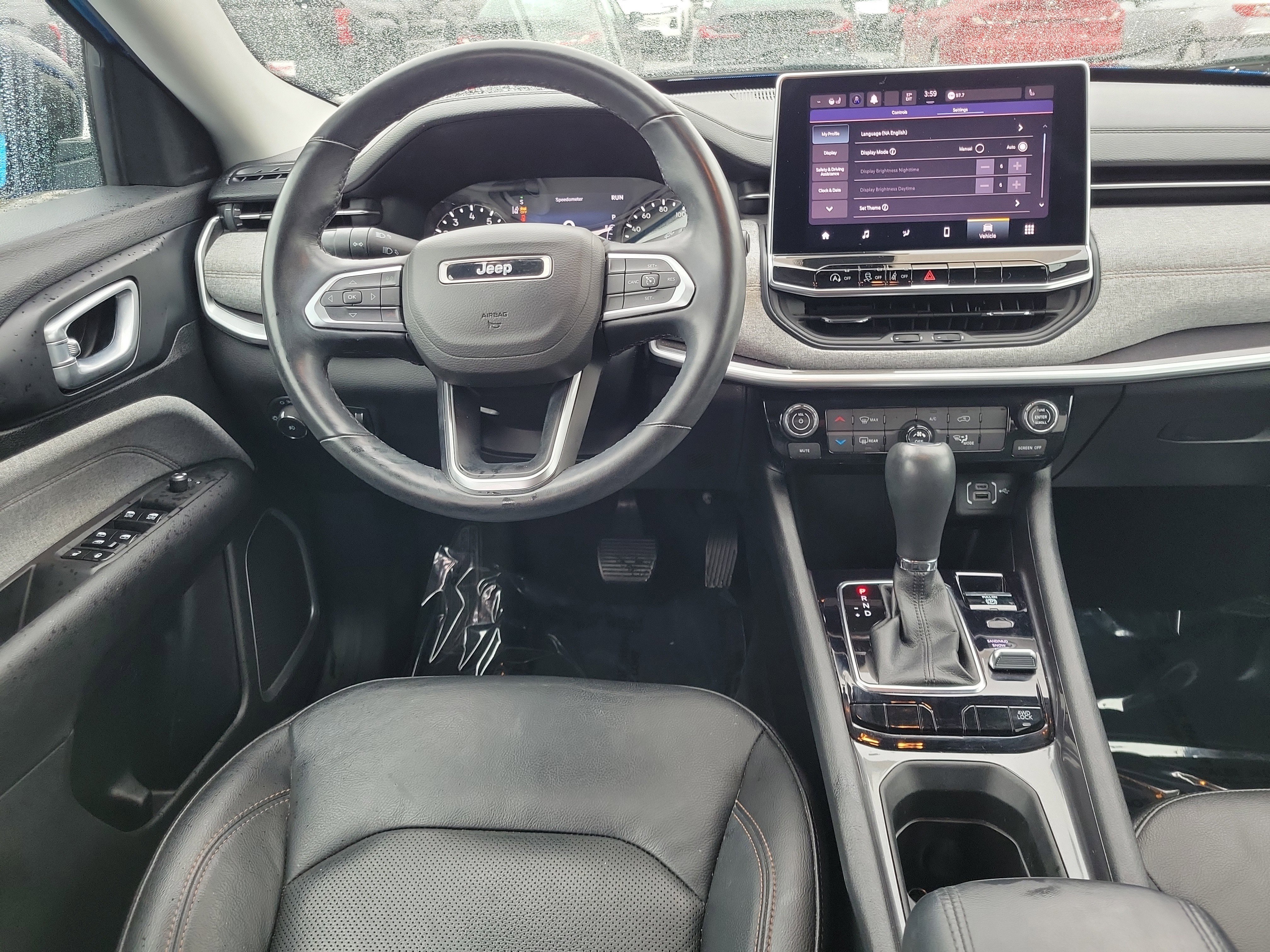 Used 2022 Jeep Compass Latitude AWD/4WD image 10