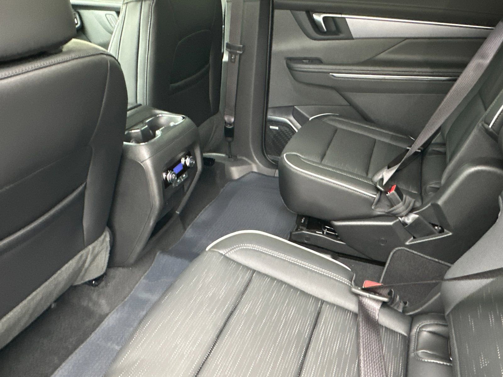 New 2026 Buick Enclave Sport Touring FWD image 12