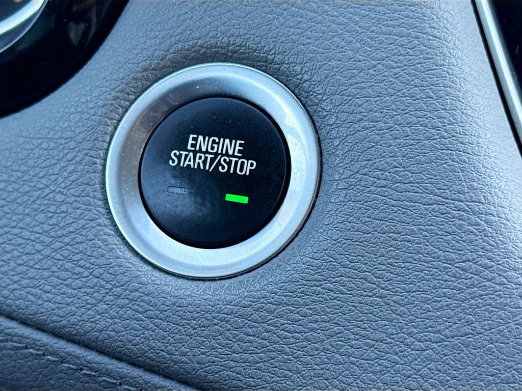 Used 2022 Cadillac XT5 Premium Luxury image 35