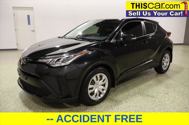 Used 2021 Toyota C-HR LE image 3