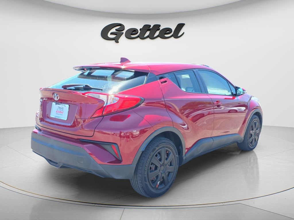 Used 2019 Toyota C-HR LE FWD image 5