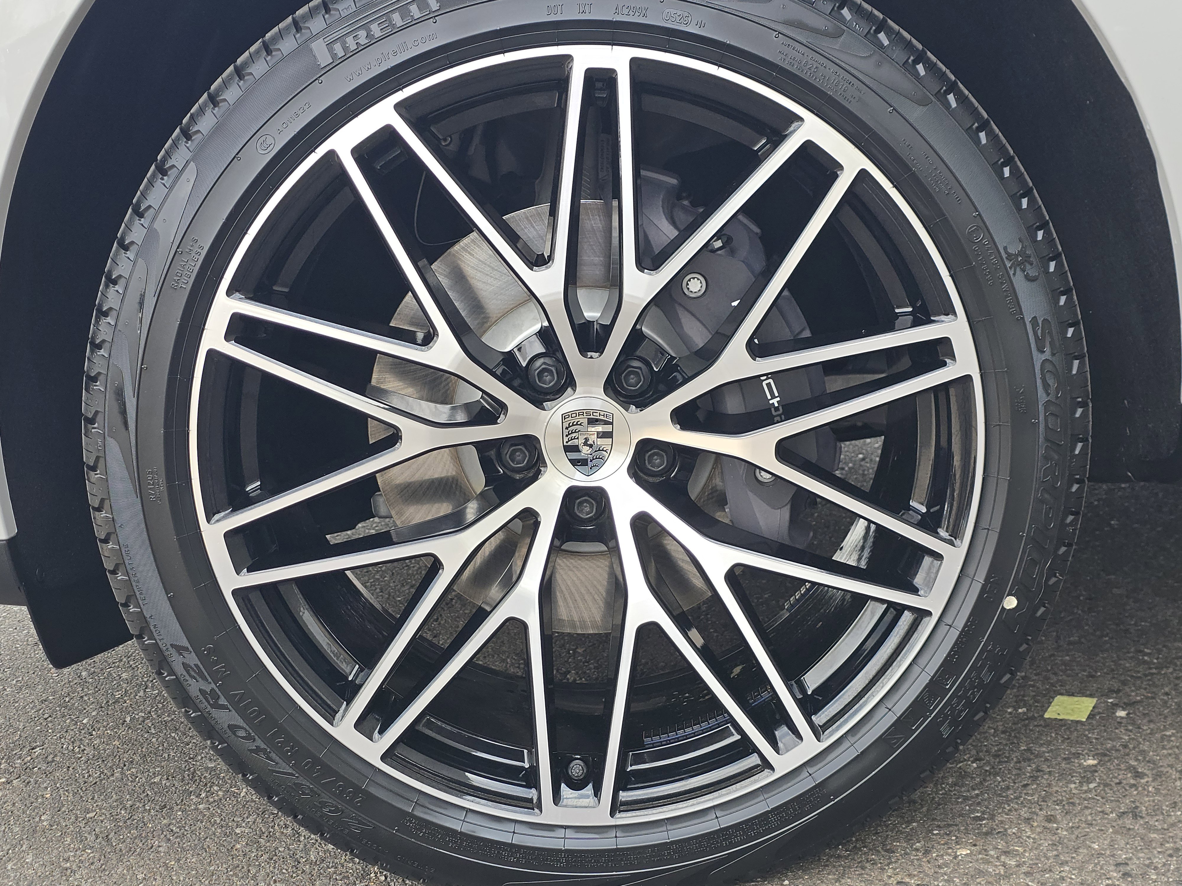 New 2026 Porsche Macan image 27