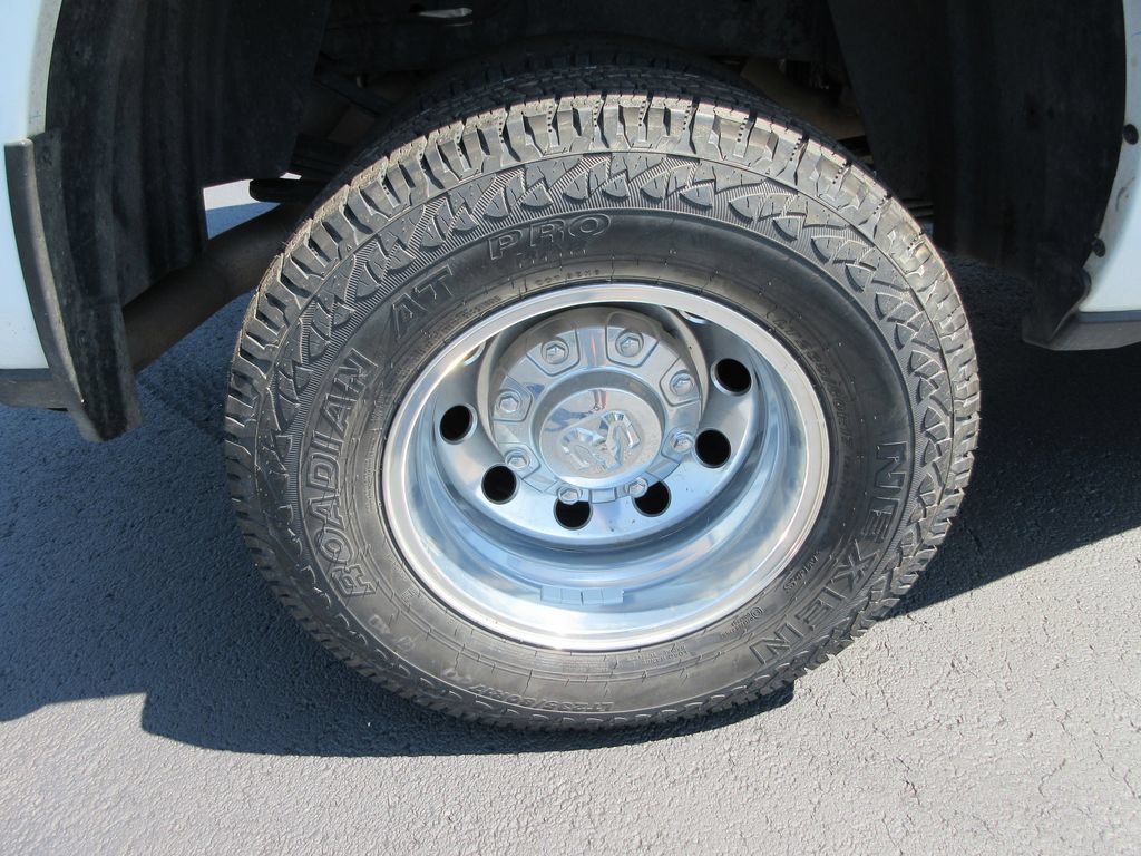 Used 2024 RAM 3500 Laramie w/ Protection Group AWD/4WD image 12