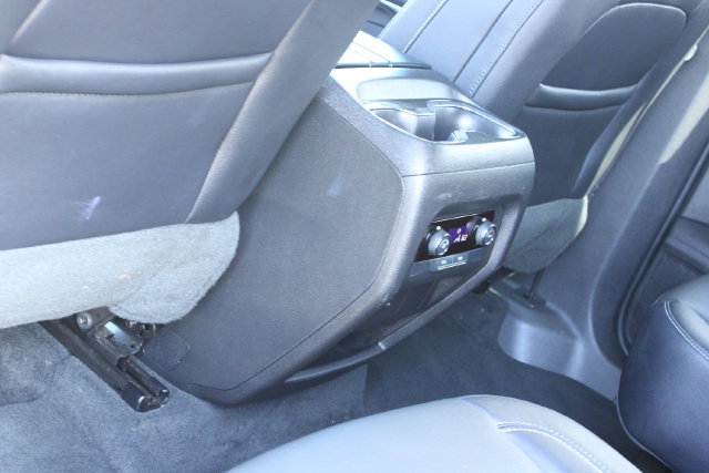 Used 2026 Chevrolet Traverse LT FWD image 38
