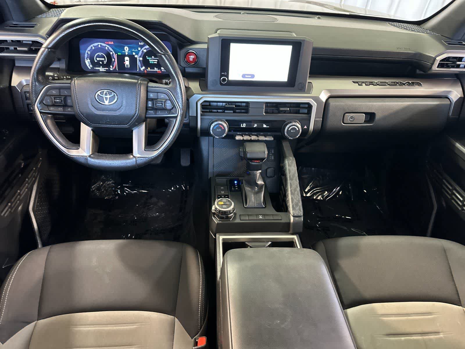 Used 2024 Toyota Tacoma TRD Off-Road AWD/4WD video 4