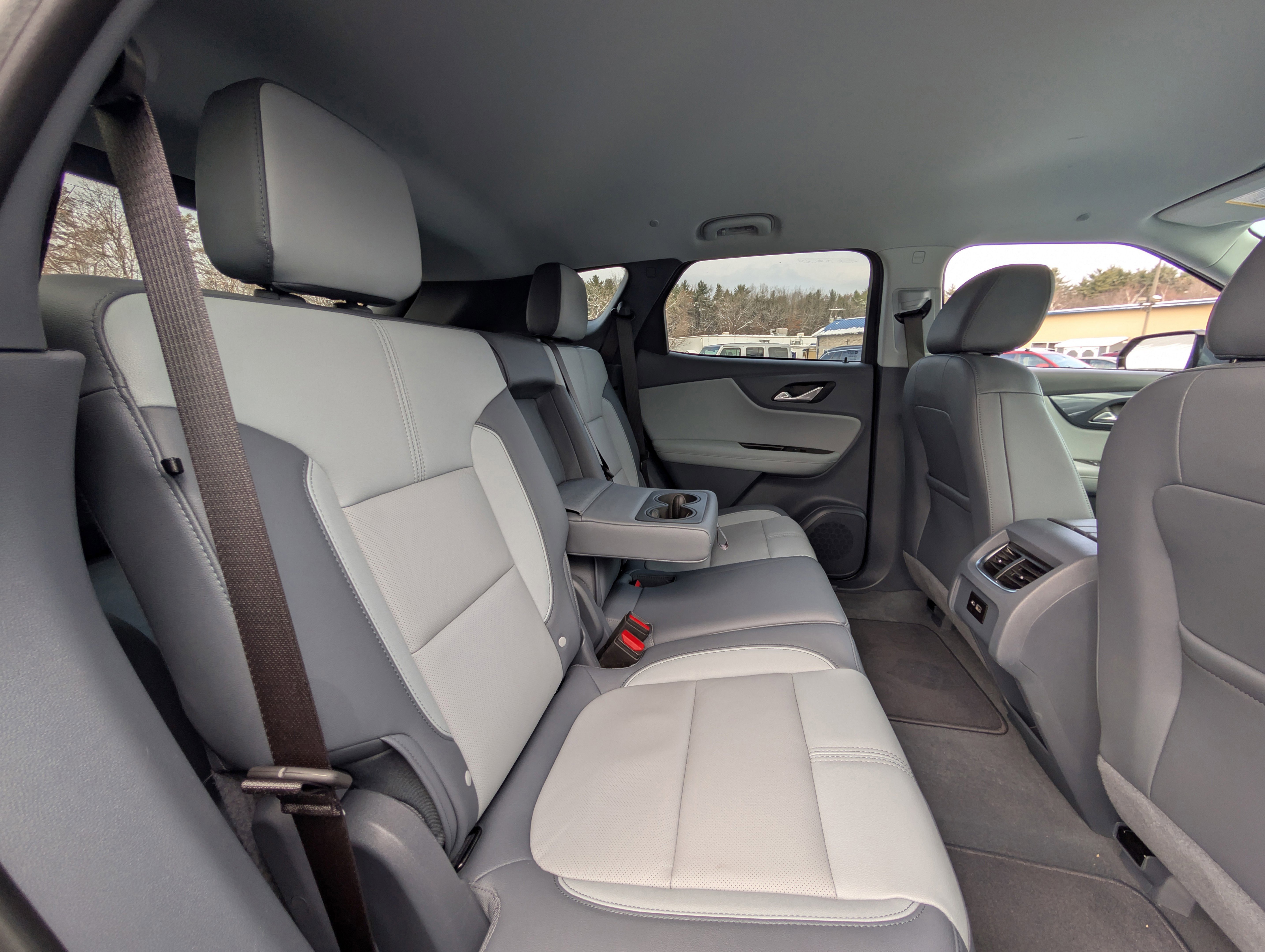 Used 2022 Chevrolet Blazer LT image 40