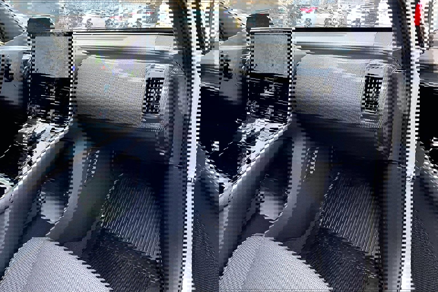 Used 2024 Toyota bZ4X XLE w/ Weather Package image 14